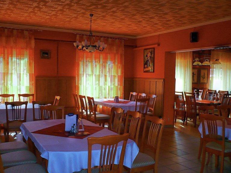 Fenyves Fogado Hotel Szurdokpüspöki Esterno foto