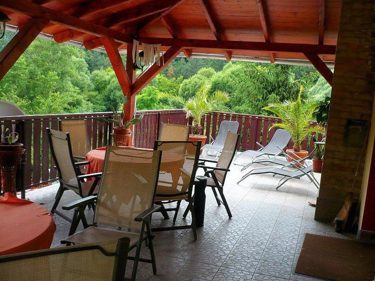 Fenyves Fogado Hotel Szurdokpüspöki Esterno foto